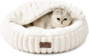COZY KISS Cat Bed with Blanket for ...
